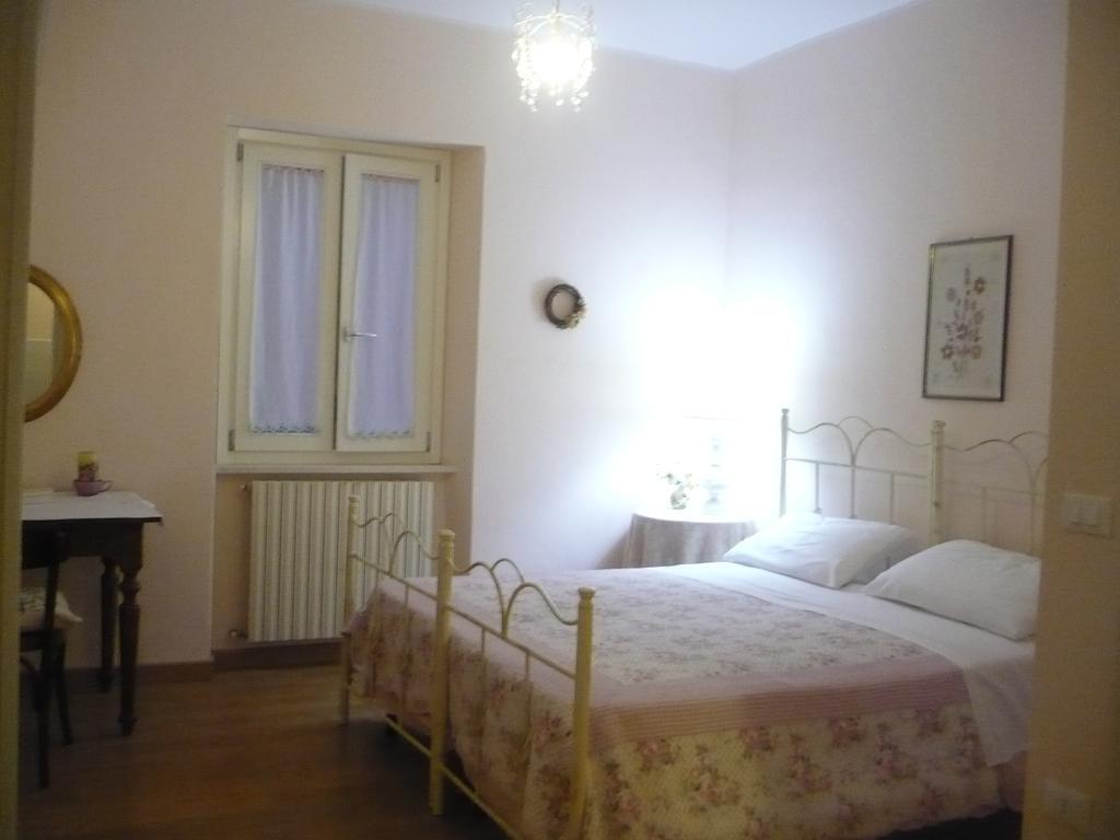 Bed & Breakfast Carol E *