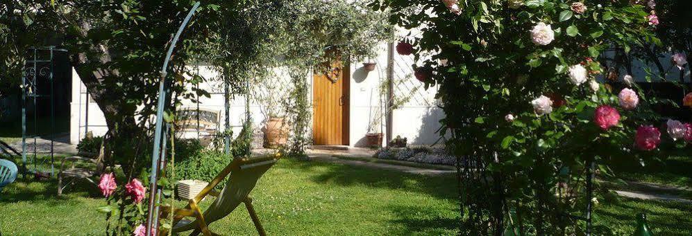 Carol E Bed & Breakfast Tollo